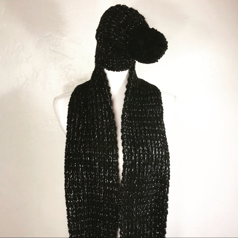 Jessica Simpson Black/Silver Scarf/Hat Set